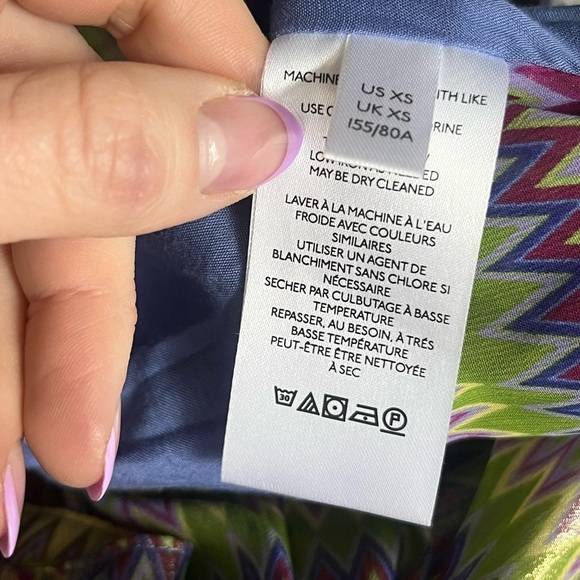 Nwot Urban Outfitters Kary Keyhole Tie-Back Long-sleeve Top in Purple Multi XS - Picture 9 of 10